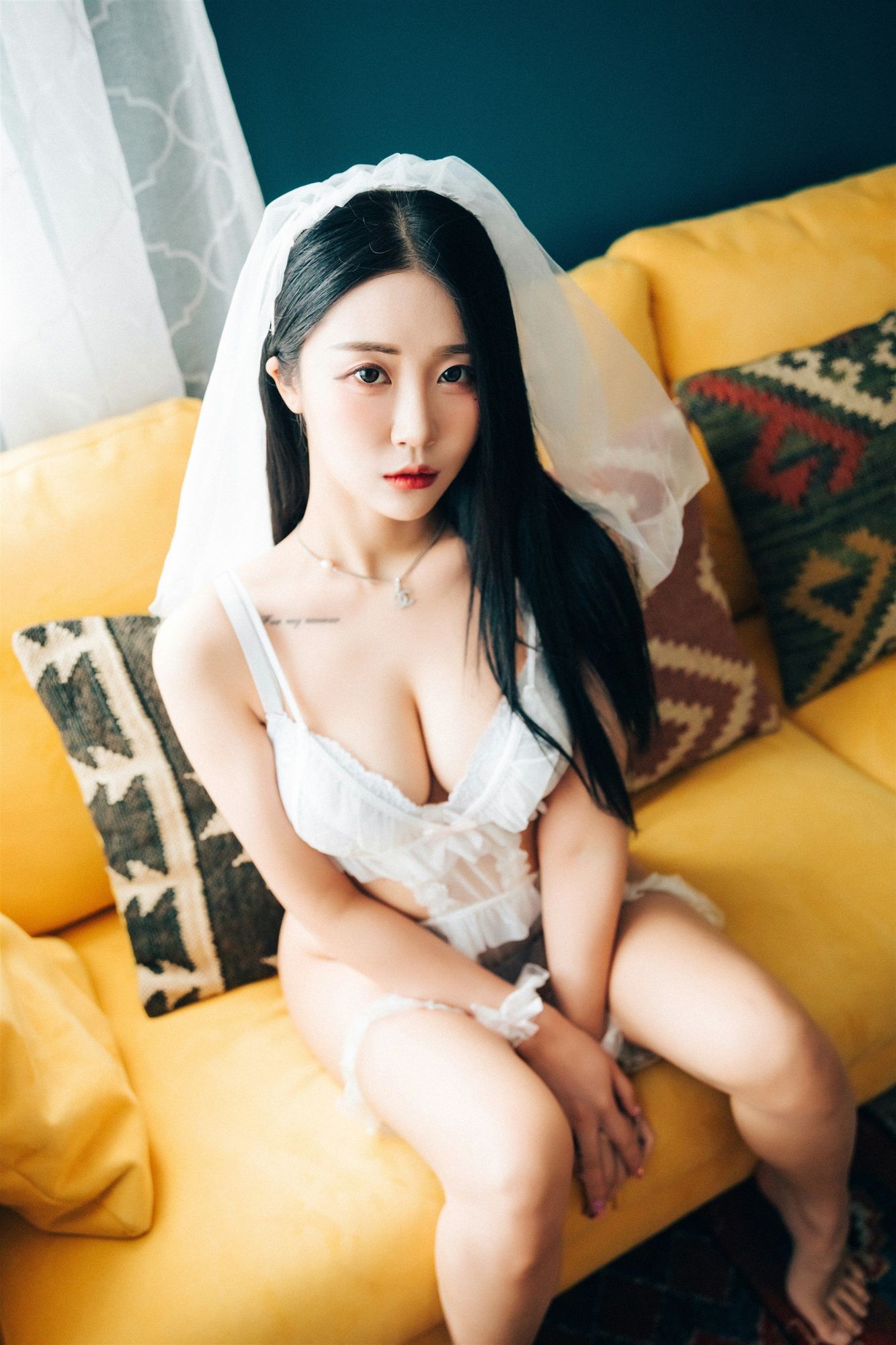 图片[1]-No.023-[Loozy] Holiday [94P]-cos王者-用心收藏好每一套cos美图